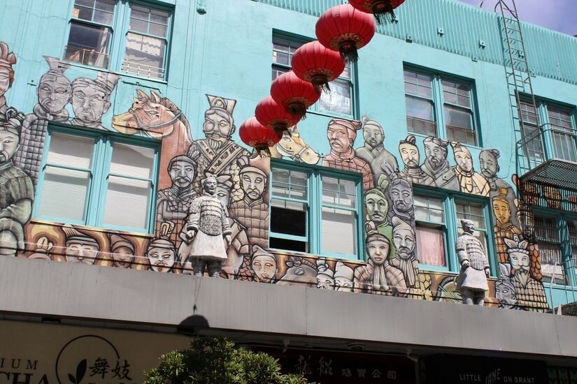 Homeland in your pocket: Chinese diaspora communities in Europe and their experience of information suppression