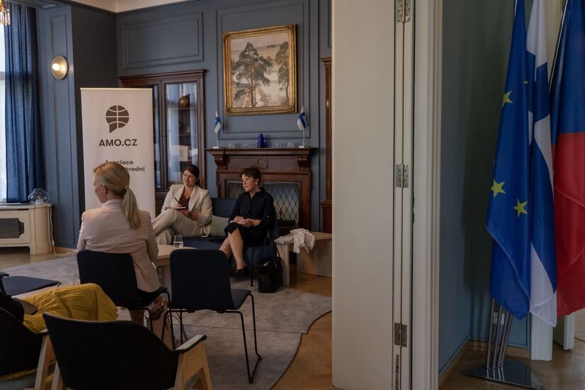Members of the the Women’s Network of Discussed Hybrid Threats with Teija Tiilikainen at the Finnish Embassy
