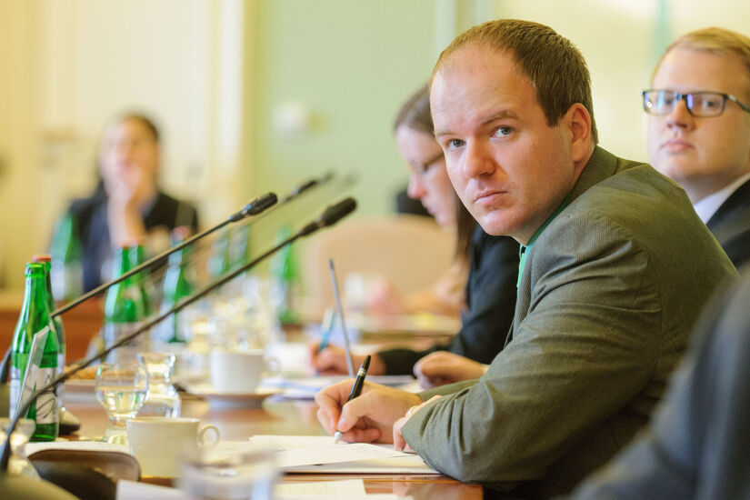 Prague Transatlantic Talks 2014: Facing the Atlantic Cyber Challenge