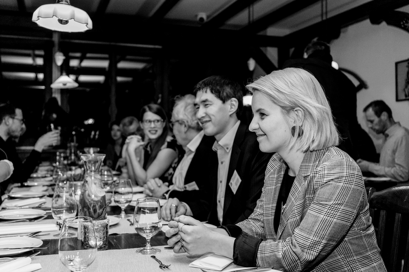 Přidej se k nám: AMO hledá zájemce a zájemkyně na pozice STÁŽISTA/KA VÝZKUMNÉHO CENTRA a STÁŽISTA/KA PR A KONFERENČNÍHO SERVISU