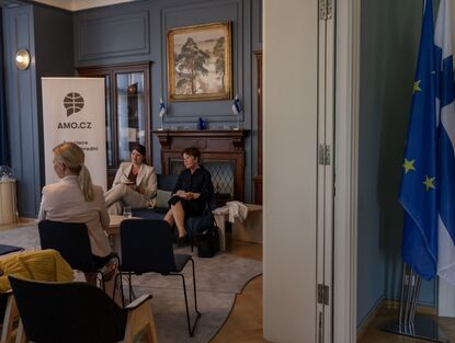 Členky Networku žen diskutovaly na Finském velvyslanectví s Teijou Tiilikainen