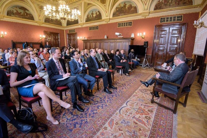 Výroční zpráva 2015