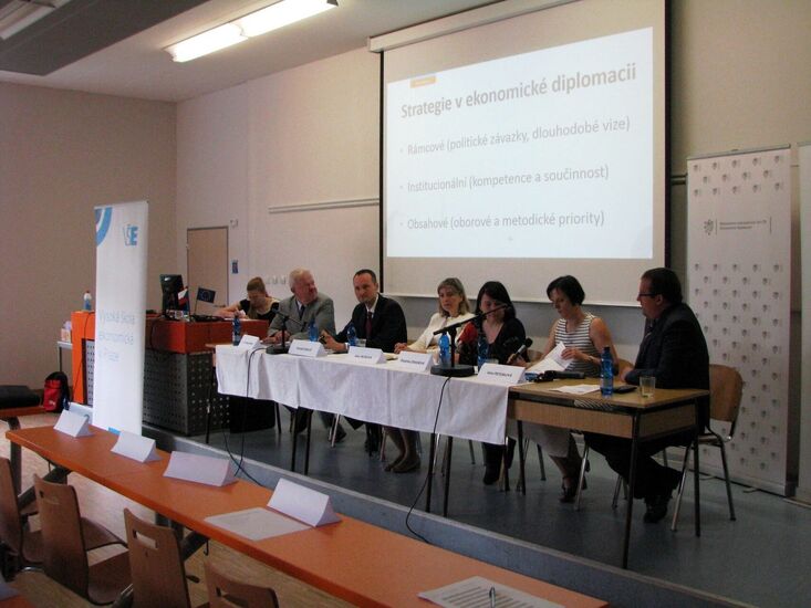 Aktuální trendy ekonomické diplomacie ve vybraných zemích EU