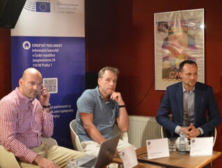 TZ - Hlavním úkolem chytrého města je zajistit komfort a bezpečnost občanů shodli se na debatě Luděk Niedermayer a Jan Edlman