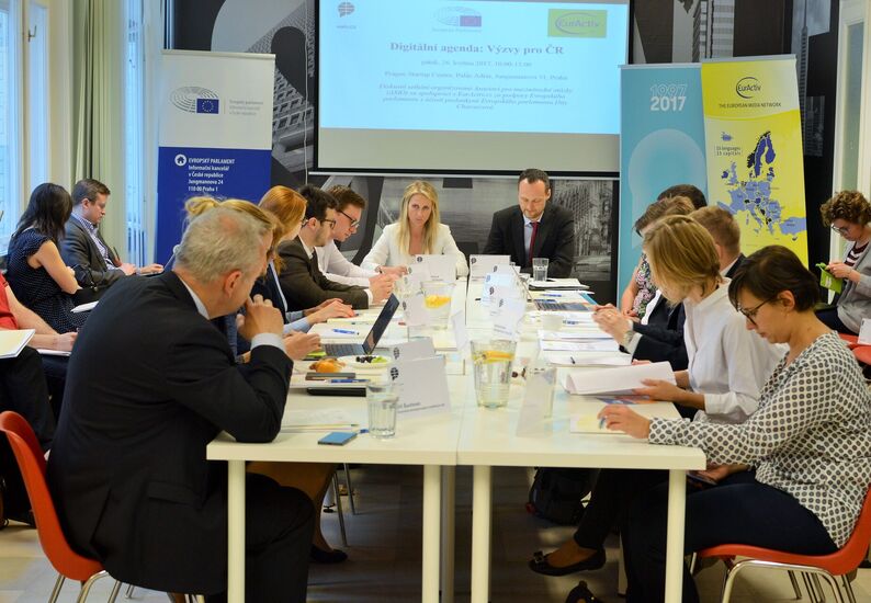 TZ - ČR stále výrazně zaostává v e-Governmentu, ve státní správě pořád funguje několik tisíc nesourodých informačních systémů