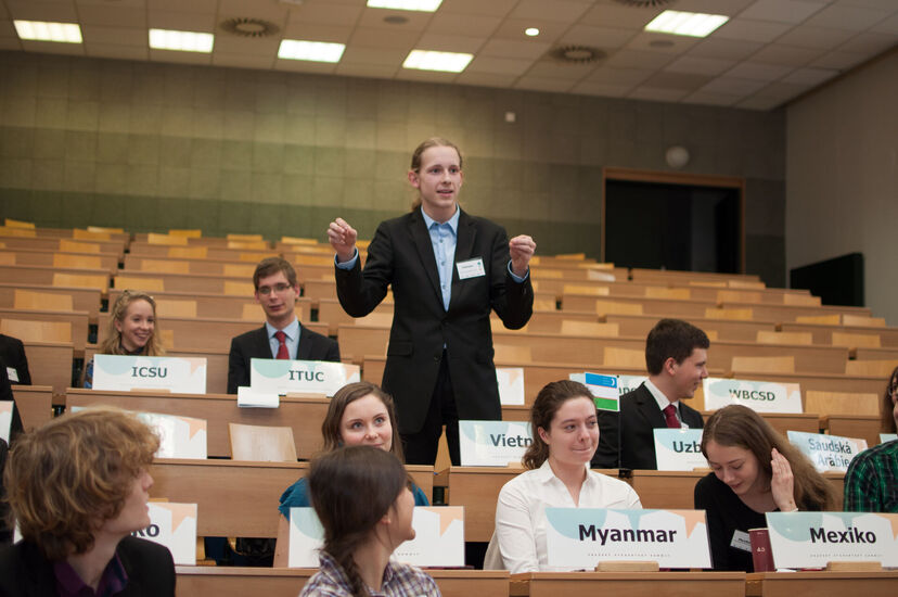 Delegátův průvodce UNEA - XXI. ročník