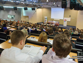 TZ - Studenti na Pražském studentském summitu jsou odkazem 17. listopadu