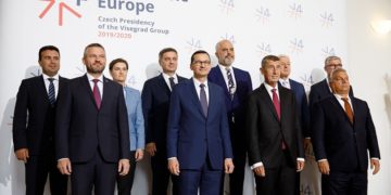 V4 podpořila rozšíření EU o západní Balkán, podle Babiše není důvod měnit vztah ke Kosovu