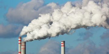 Česko patří k rekordmanům v produkci emisí, s příspěvky na boj proti dopadům klimatických změn se ale nepřetrhne