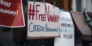 Propusťte Navalného! AMO podporuje petici za svobodu opozičníka, kterého se bojí i Putin