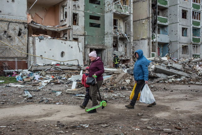 Putin dnes válčí s civilisty. Klíčovou zbraní dneška je proto solidarita